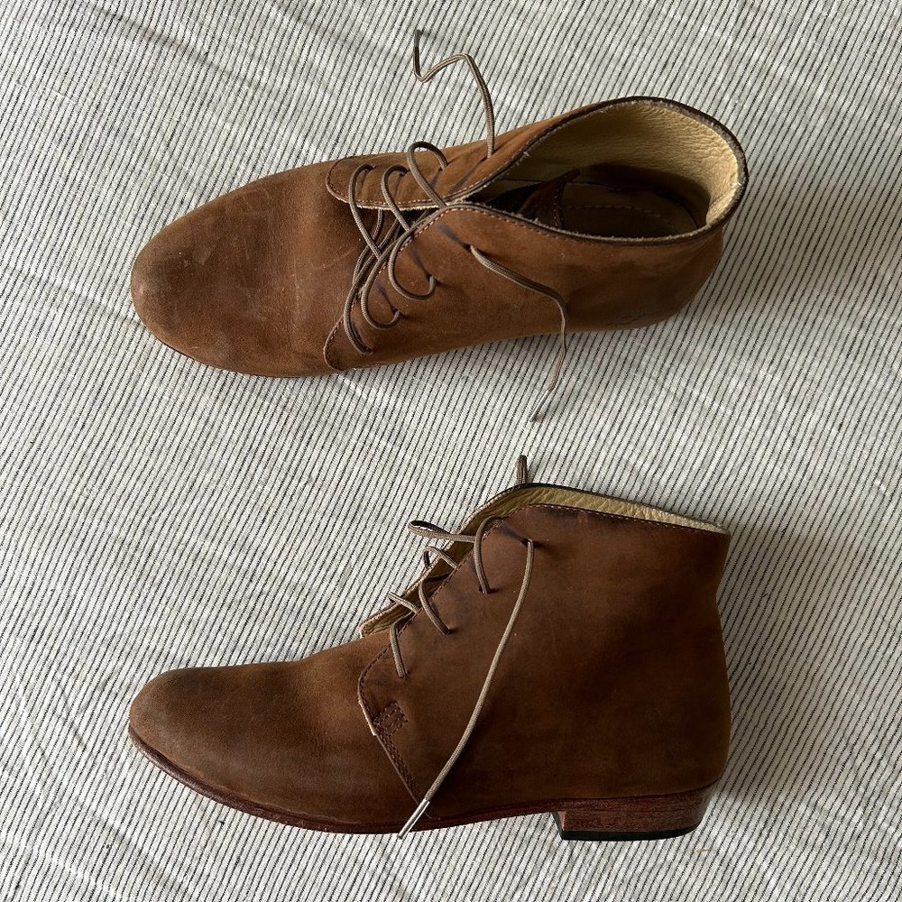 Isla Brown Nubuck Chukka Chelsea